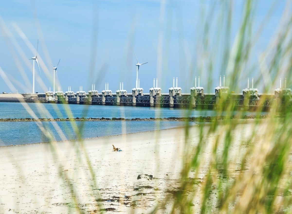 Oosterscheldekering in het Nationaal Park Oosterschelde