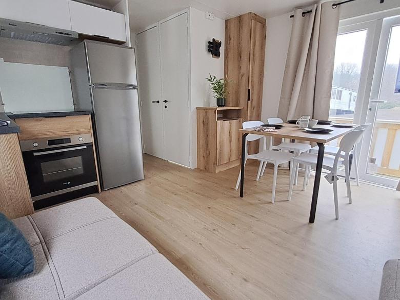 Woonkamer_Keuken_Eetkamer_Rapidhome_Playa_Greenwood_Moka